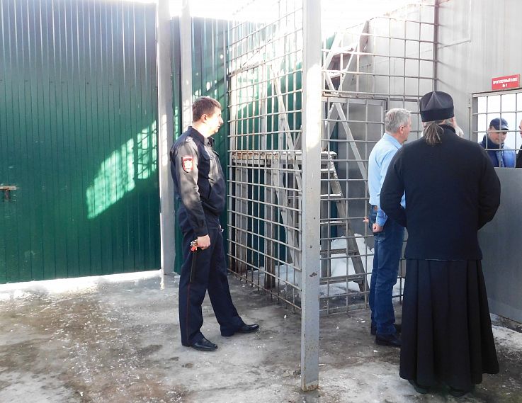 В Железногорске члены Общественного совета посетили изолятор временного содержания