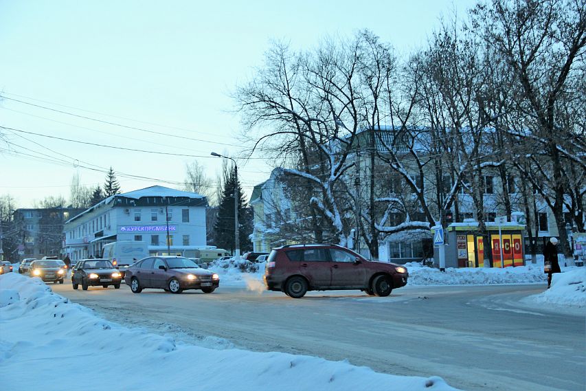 Во время снегоуборки с железногорских улиц было эвакуировано более 20 автомобилей