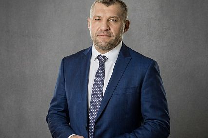 Поздравление с Международным женским днём от генерального директора Металлоинвеста Александра Попова
