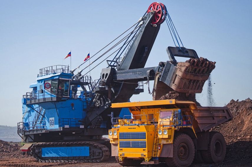 На Михайловском ГОКе приступил к работе новый 25-кубовый экскаватор WK-35