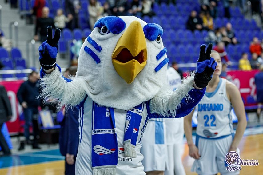 Баскетболистки курского «Динамо» одержали восьмую победу подряд