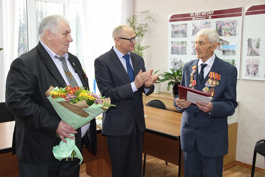 Без пяти сто: железногорец Михаил Анисимов отпраздновал своё 95-летие