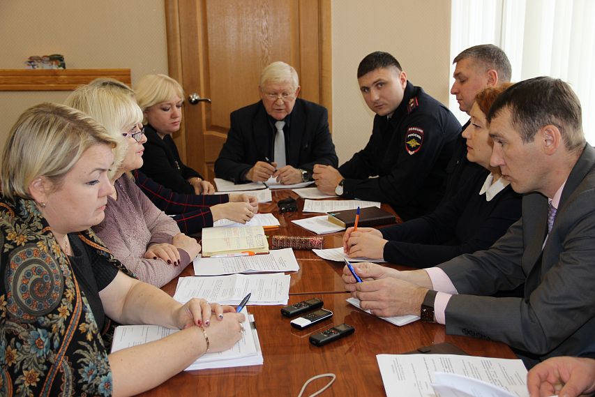 Про закладки и ответственность: в Железногорске состоялось заседание антинаркотической комиссии
