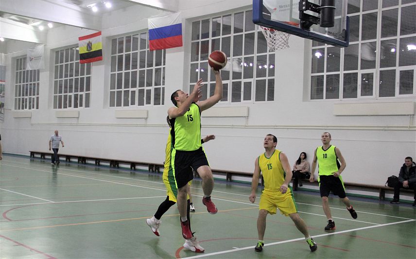 Игра без компромиссов: на МГОКе прошли соревнования по баскетболу