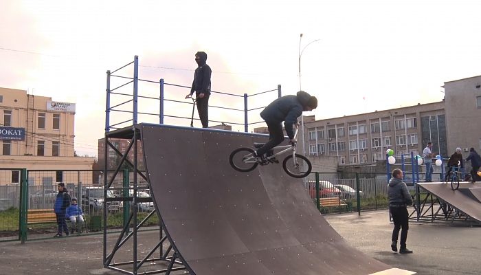 В Железногорске появился новый скейт-парк