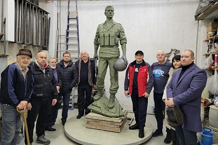Завершён макет памятника, который установят в сквере Воинов – интернационалистов Железногорска