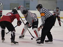 В Железногорске два матча Ночной хоккейной лиги посмотрели 129 зрителей