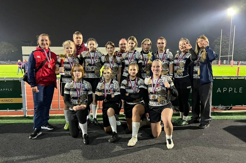 Регбийная сборная девушек Курской области стала бронзовым призёром всероссийского турнира
