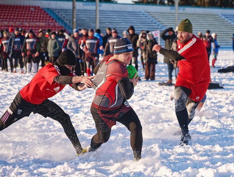 В Железногорске прошёл чемпионат ЦФО по регби на снегу