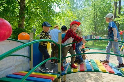 В Железногорске установили новые детские площадки