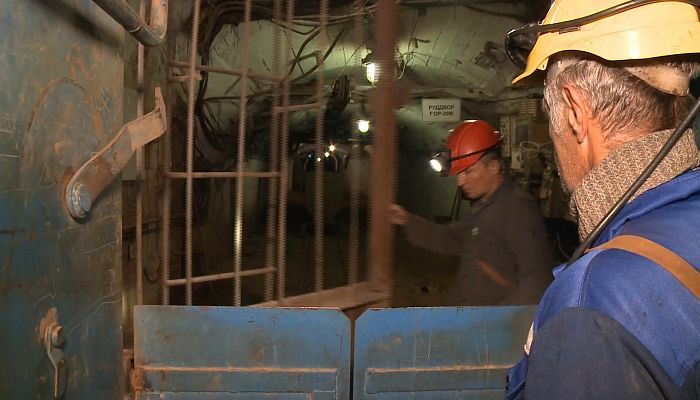 Профессиональный праздник отмечает коллектив дренажной шахты МГОКа