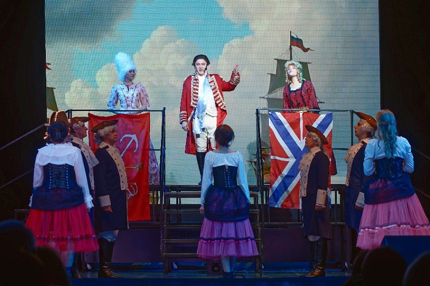 Со смены – на сцену: горняки Михайловского ГОКа после работы спешат на репетицию