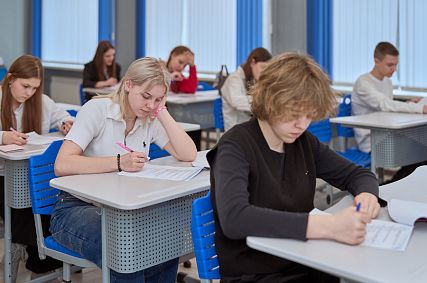 Железногорские девятиклассники ощутили себя теоретиками металлургии