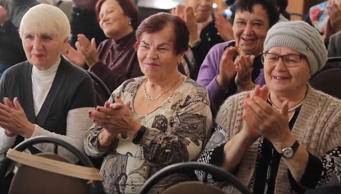 В Железногорске в рамках программы «Сделаем вместе» реализуется проект «Слепой музыкант»