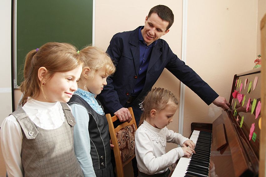 В Железногорске состоялась церемония вручения премий МГОКа педагогам, школьникам и студентам