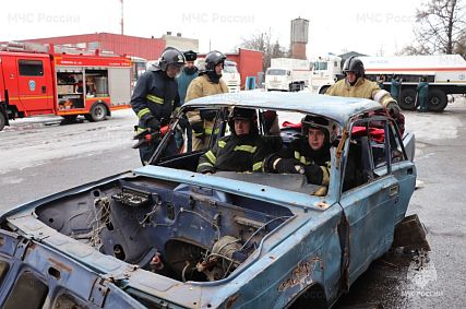 Команда железногорской пожарно-спасательной части № 11 заняла второе место на областных соревнованиях