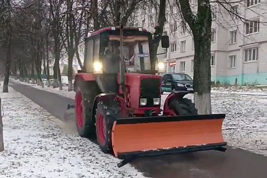 Администрация Железногорска призвала горожан сообщать о проблемах с уборкой города от снега 