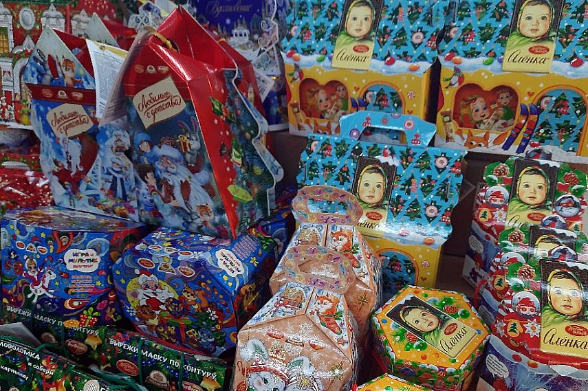 Как выбрать сладкие новогодние подарки для ребёнка