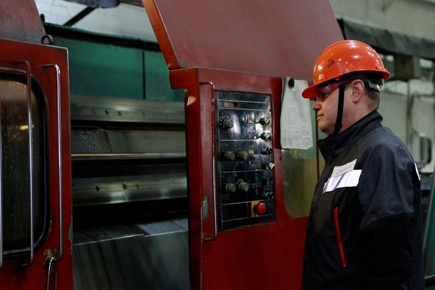 Почему Николая Подустова на Михайловском ГОКе называют электронных дел мастером 