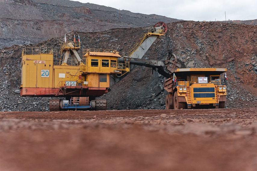 Михайловский ГОК отпраздновал добычу двух миллиардов тонн железной руды