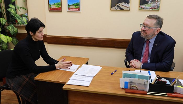 Депутат Курской областной Думы Сергей Кретов провел прием граждан по личным вопросам