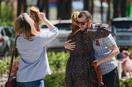Под мирным небом: в Железногорске прошли праздничные мероприятия, посвящённые Дню Победы