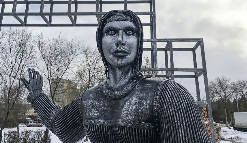 Дайджест событий региона: курское предприятие хочет купить «пугающую» статую Алёнки