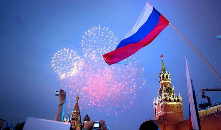 Глава Железногорска поздравляет горожан с Днём России