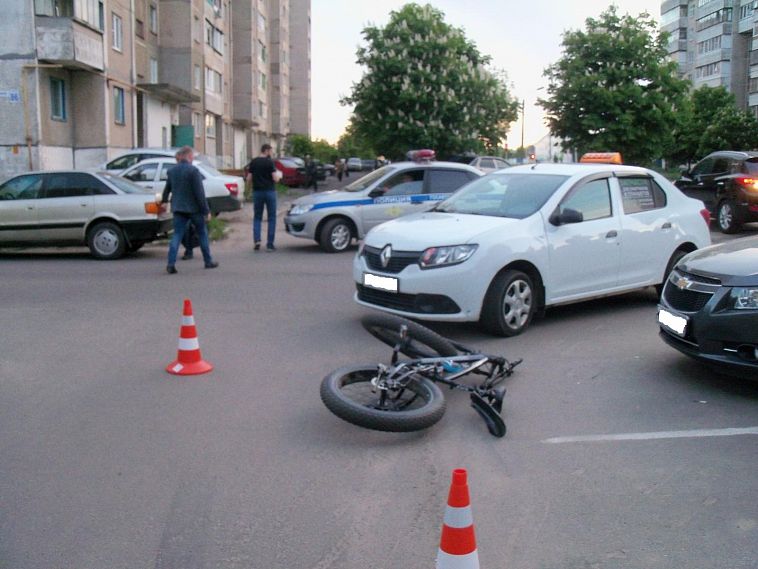 В Железногорске в ДТП пострадали пешеход и два велосипедиста