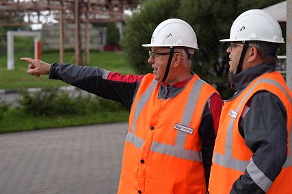 Проект «Ожившие фотографии» подарил ветерану Михайловского ГОКа встречу с родным производством