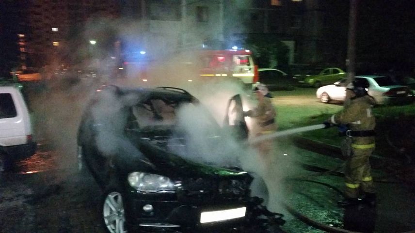 В Железногорске на ул. Димитрова сгорел автомобиль