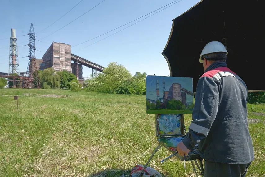 Семь разных планет с названием «МГОК» сошлись на железногорской выставке