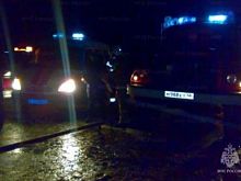 В Железногорске пожарные спасли из горящей квартиры четырёх человек