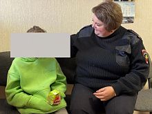 В Железногорске отец не заметил, как маленькая дочь пропала и заблудилась
