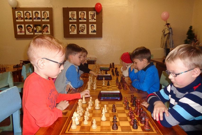 Впервые в Железногорске прошёл турнир по шахматам для самых маленьких