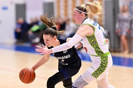 Баскетболистки курского «Динамо» завершили первый круг чемпионата страны вторыми  