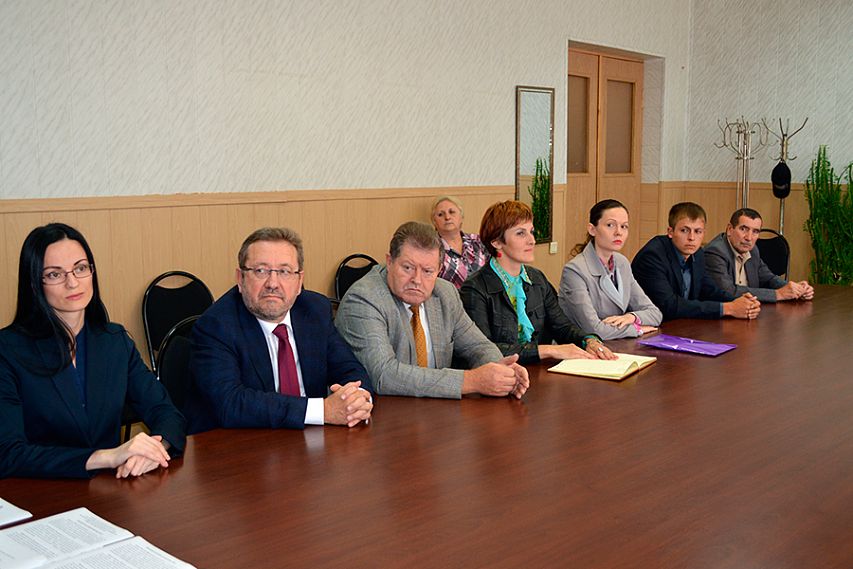 Кандидаты в депутаты Курской областной Думы VI созыва от Железногорска получили удостоверения