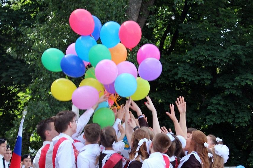 Последние звонки в школах Железногорска прозвенят 23 мая