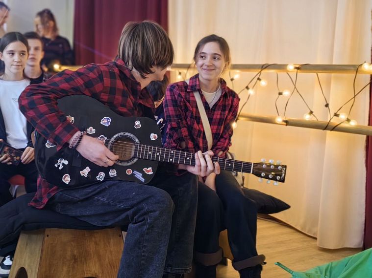 В День студента в Железногорске прошёл «Акустический джем»