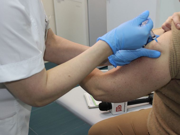 В Курской области ввели обязательную вакцинацию от коронавируса