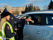 Пятикратный чемпион России по лёгкой атлетике Максим Федяев поучаствовал в акции «Мандарин трезвости» 