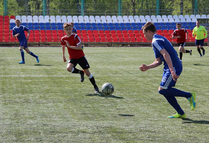 В Железногорске состоялось открытие IV Международного юношеского турнира по футболу
