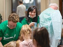 Пациентам Центра восстановительного лечения «Зорюшка» подарили «коробку добра»