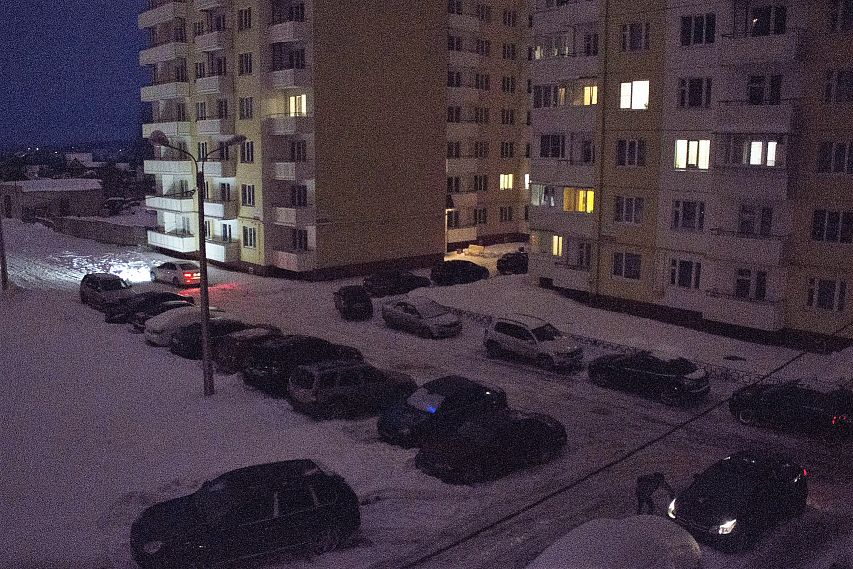 Темная история: почему в 13 микрорайоне Железногорска отключали уличное освещение?