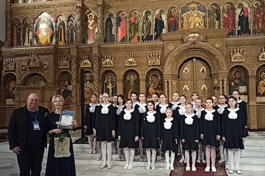 Хор Железногорской школы искусств им. Г. Струве возвратился из Санкт- Петербурга с дипломом