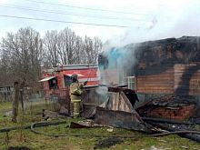 В Железногорском районе сегодня рано утром загорелся дачный дом