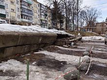 Упавшая подпорная стена повредила автомобили железногорцев