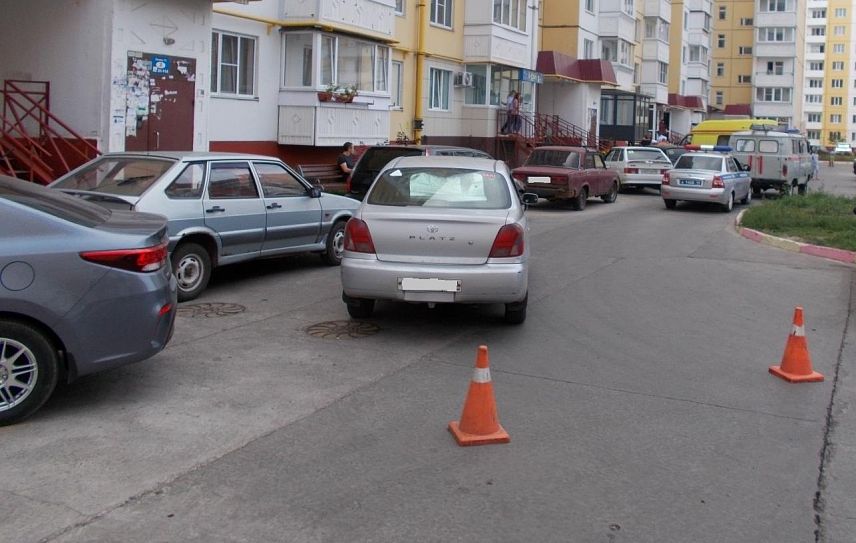 В Железногорске 5-летний ребёнок попал под машину