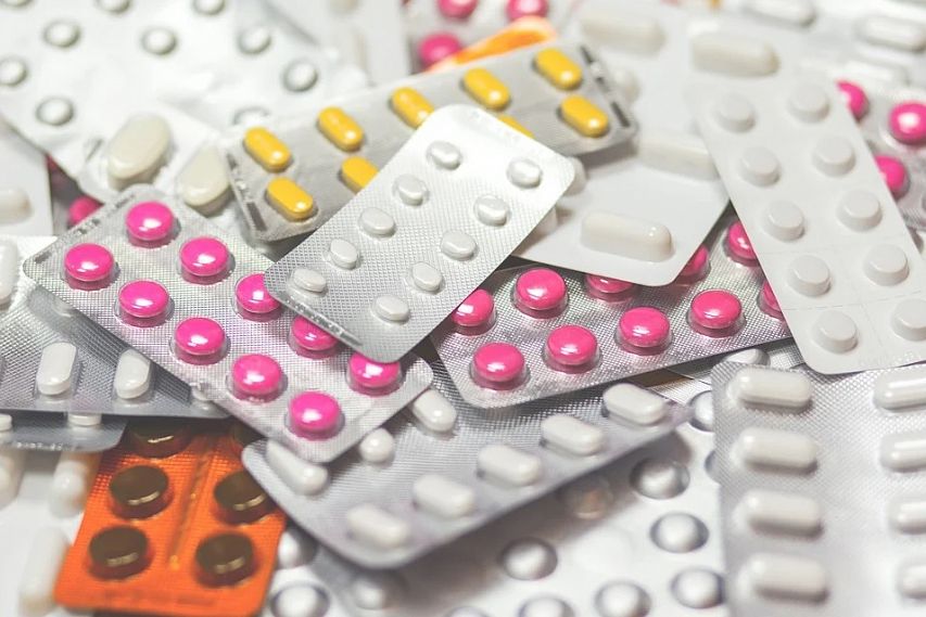 Правительство разрешило несетевым аптекам продавать лекарства онлайн