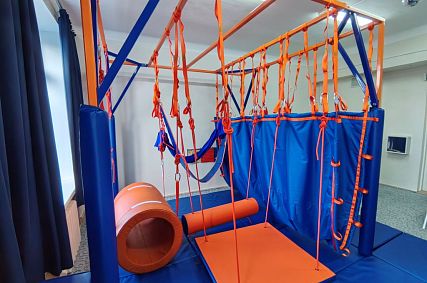 Над будущим без барьеров работают в железногорском реабилитационном центре «Зорюшка»